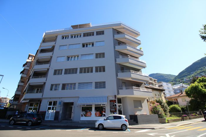 Ampio appartamento completamente rinnovato a Cassarate 6900 Lugano 6900 Lugano