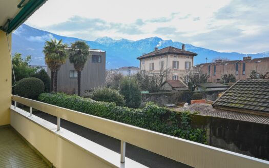 Bellinzona Centro-Nord, spazioso 4 1/2 locali
