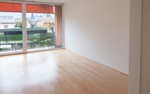 AGNO – AFFITTASI APPARTAMENTO DUPLEX DI 3.5 LOCALI