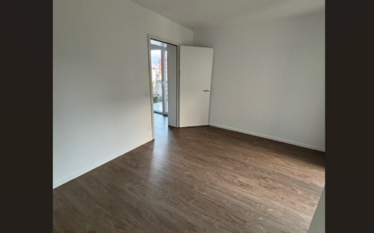 CADENAZZO – AFFITTASI APPARTAMENTO DI 2.5 LOCALI