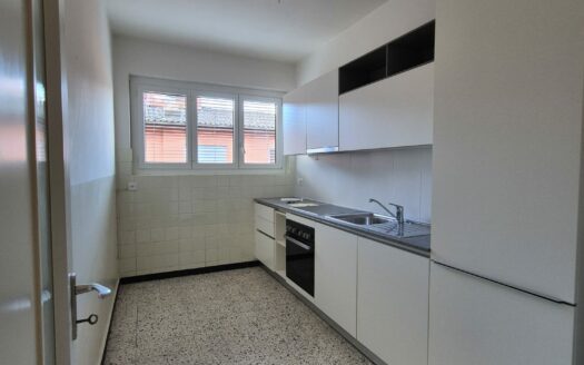 MENDRISIO – AFFITTASI APPARTAMENTO DI 2.5 LOCALI